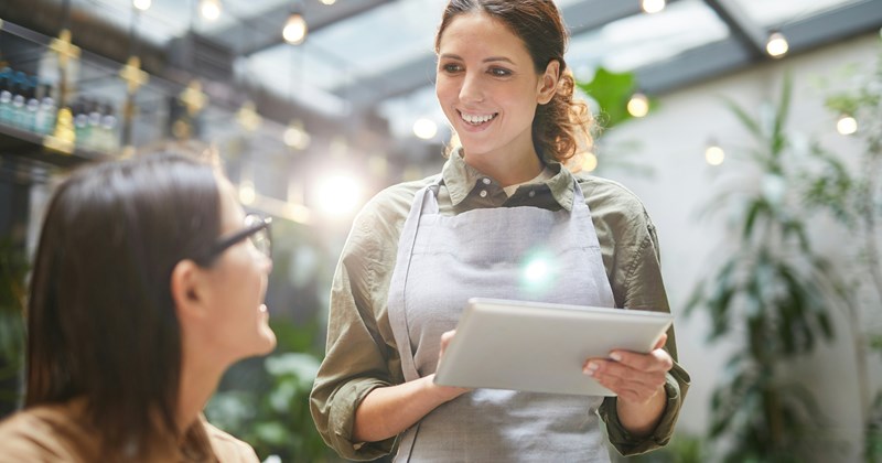 terrible coworkers toxic-manager wtf employee coworkers horrible-management server life overworked-employees restaurant work restaurant server Workplace - 45936389