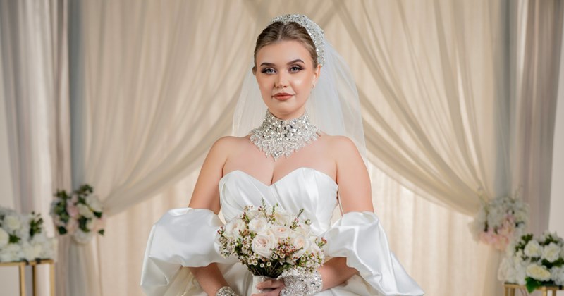 family drama bride family boycott wedding drama brother bride to be bride boundaries sister estranged brother Family - 45999365
