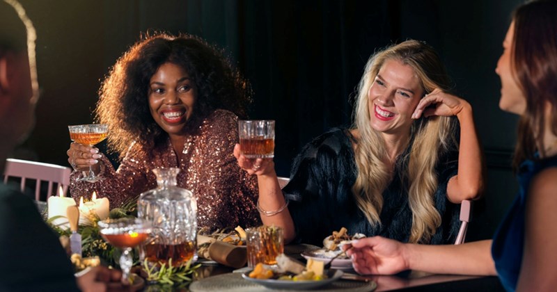friendship girlfriend dinner party entitled people Friends - 46062597