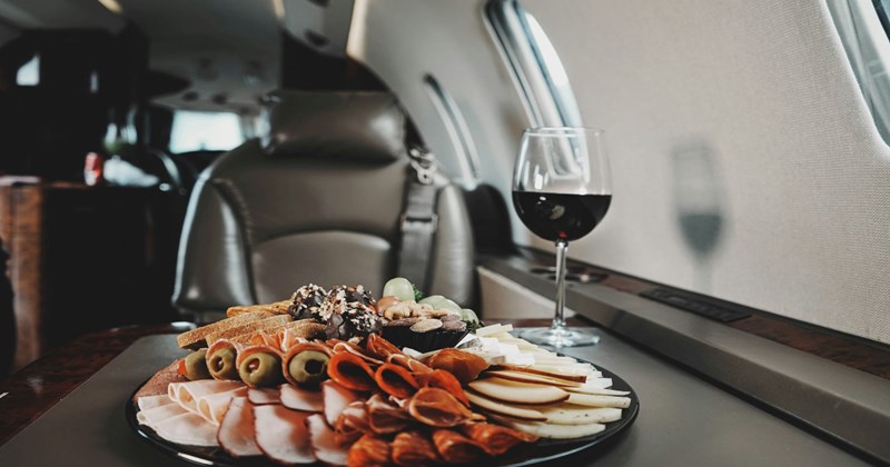 breakfast flight attendant passenger rude airplane Holidays - 46318853