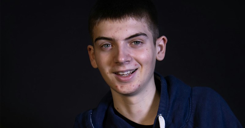 teens teenagers raising teens dad uncle family vacation Parenting parents of teens single dad divorced parenting good parenting aunt in laws sister nephew vacation - 46735365