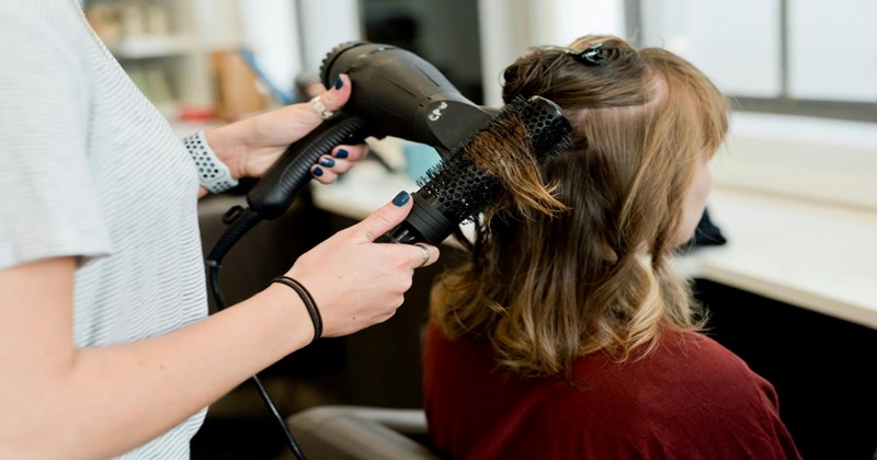 customer service haircut hair salon tales from the front desk Service Industry - 46766597