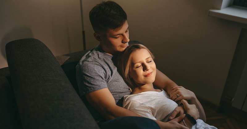 boyfriend part time job finance money problems working relationships girlfriend finances relationship problems financial support money Relationships - 46863621
