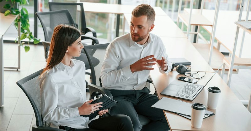 promotion fake promotion employee manager overworked-employees Workplace - 46958341