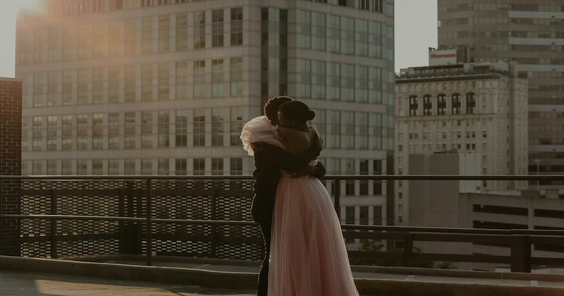 bride and groom family drama wedding planning finances Weddings - 47118853